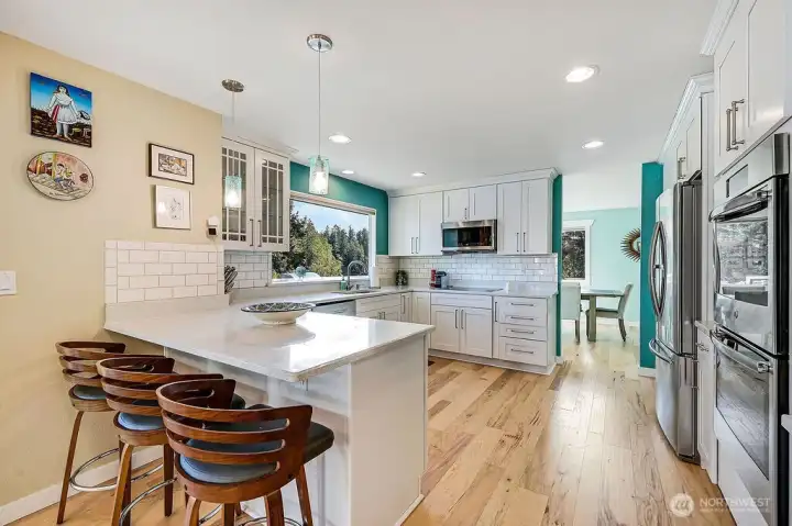 Looking towards the dinning room