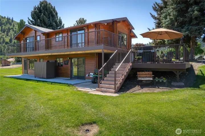 Back/riverside of house, decks, outdoor shower