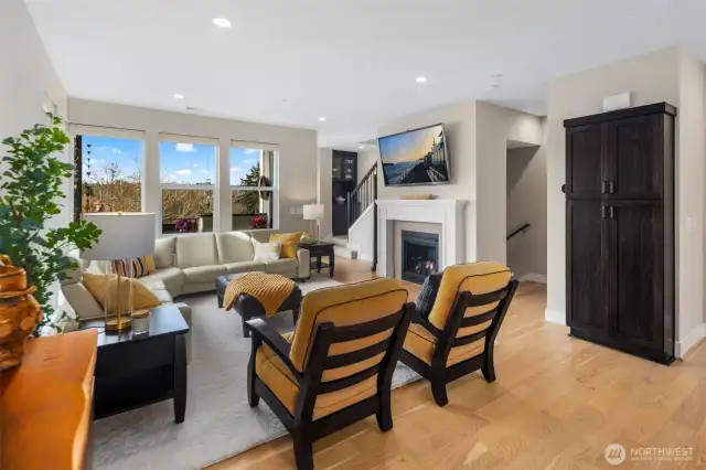Living Room with Gas Fireplace