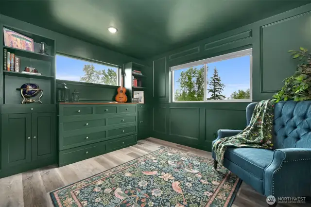 murphy bed #2, tucked away