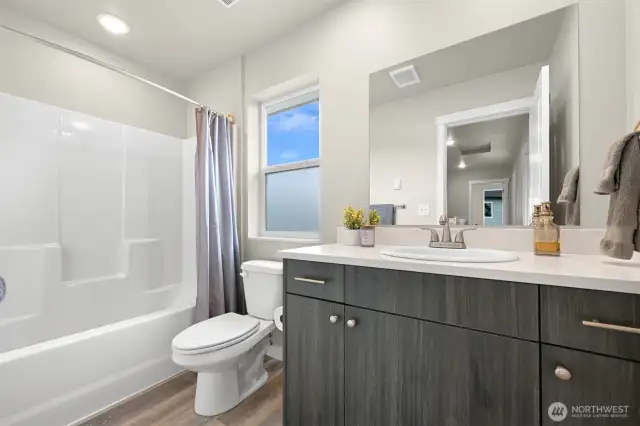 full bathroom off upstairs hall