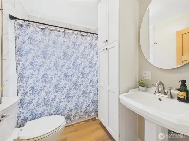 Main bath with tub and shower