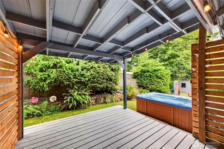 Upper covered deck off dining. Upper covered deck off dining.