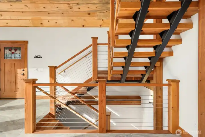 Floating stairs with cables