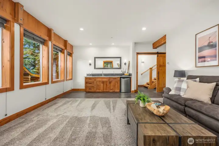 Lower rec room and wet bar area
