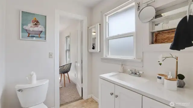 Perfectly positioned between both bedrooms, this well-appointed bathroom offers easy access and privacy for everyone