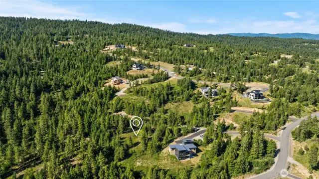 Aerial view of Skyline Ridge and homesite