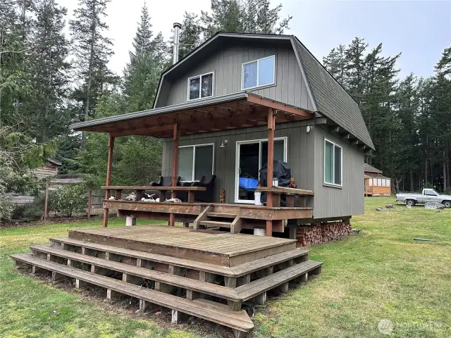 2 bedroom 3/4 bath