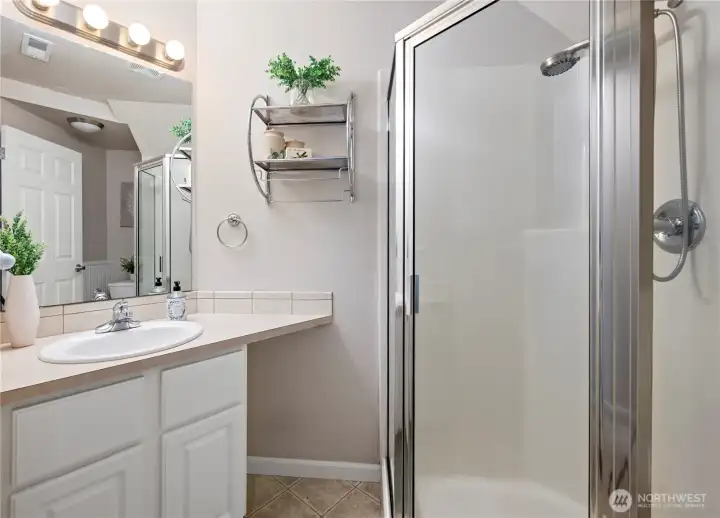 1st floor bath