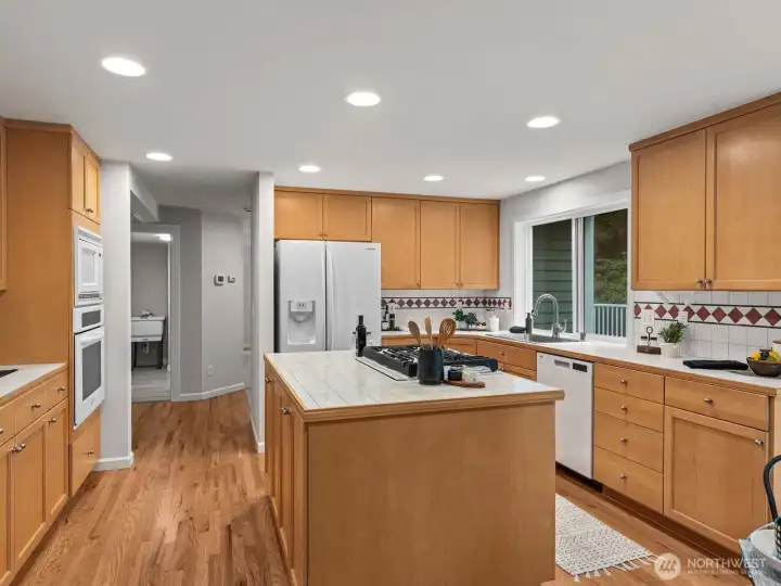 You're certain to have enough storage and counter space for all of your cooking and baking needs!