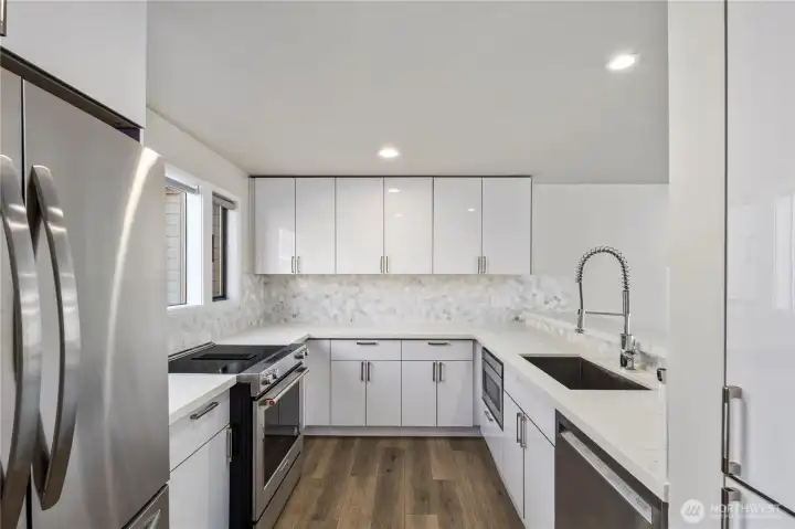 Spacious and Open Kitchen