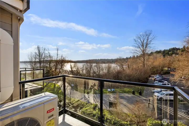 Private Primary deck w/ Views of Lake and Park