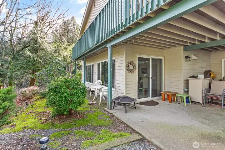 Daylight Basement looks out to the creek and offers it's own access and a covered patio.
