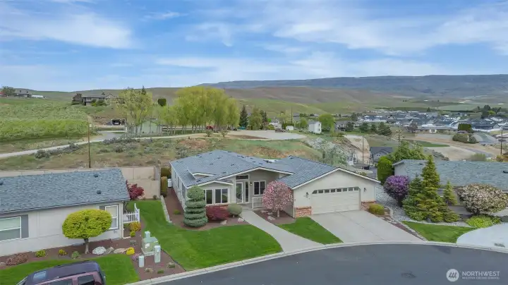 This home is located on the northeast side of the canyon for maximum views!