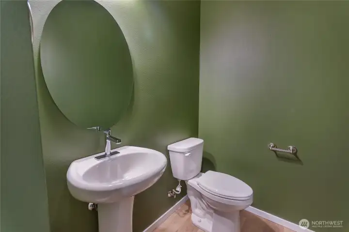 Photos are of a previously built Summit floor and may show an upgrade or a product no longer available.