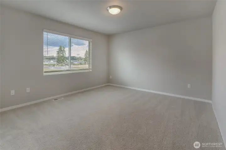 Photos are of a previously built Summit floor and may show an upgrade or a product no longer available.
