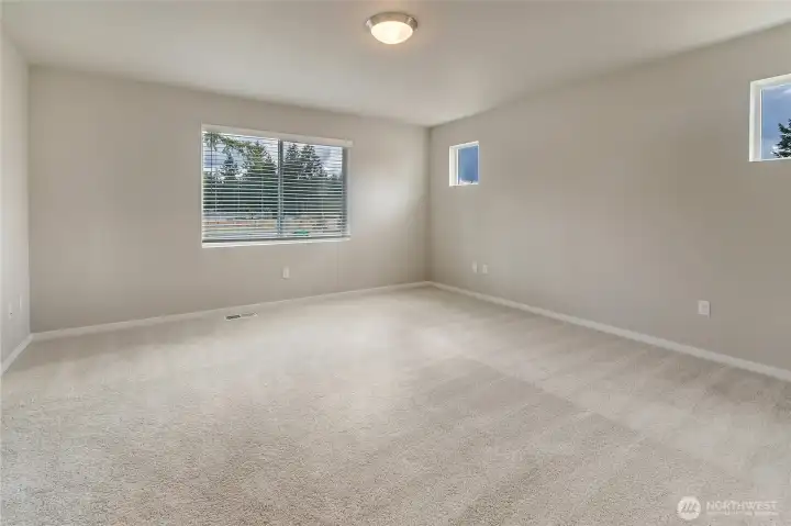 Photos are of a previously built Summit floor and may show an upgrade or a product no longer available.