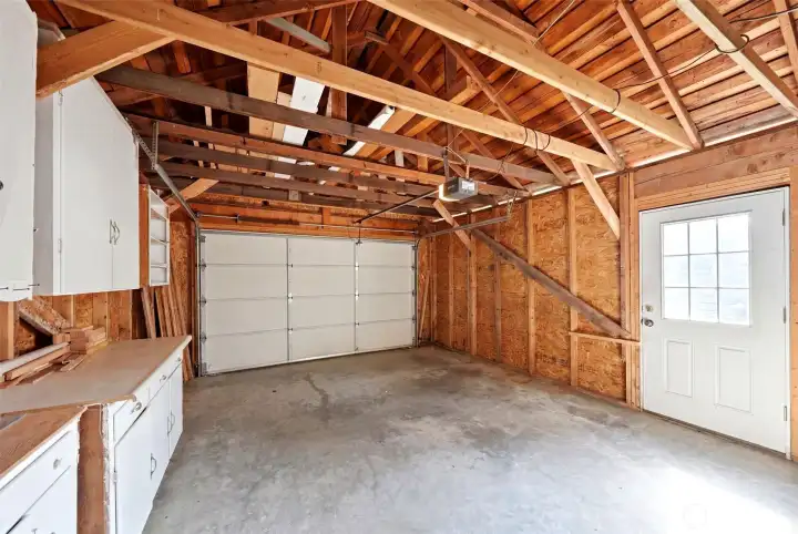 Single car garage with lots of extra storage
