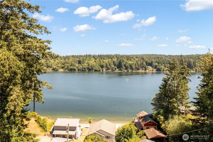 Gorgeous water view from the property. Gorgeous water view from the property.