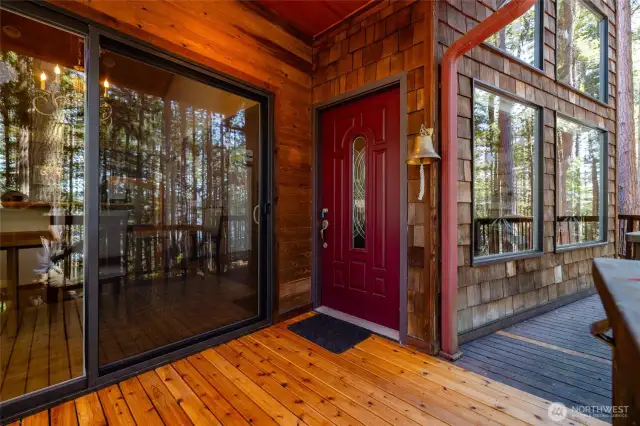 Front entry also includes a slider from dining room onto the deck, great for entertaining!