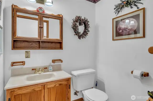 Main Fl Bathroom