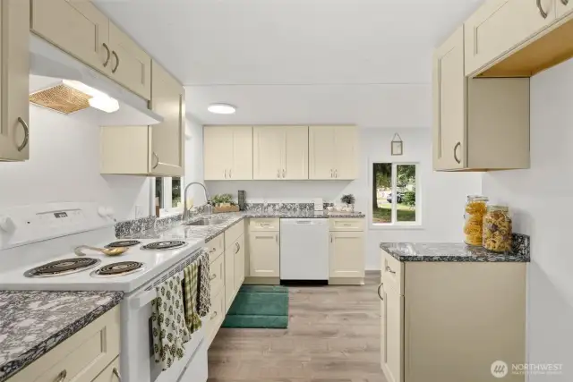 New stove and dishwasher.
