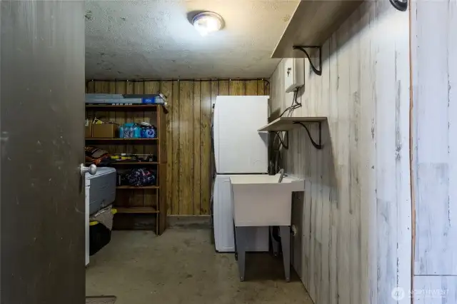 ADU Laundry