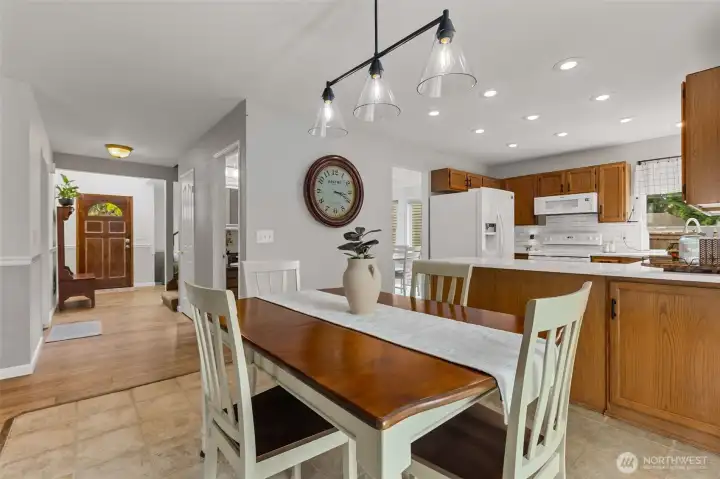 Eating space off the kitchen