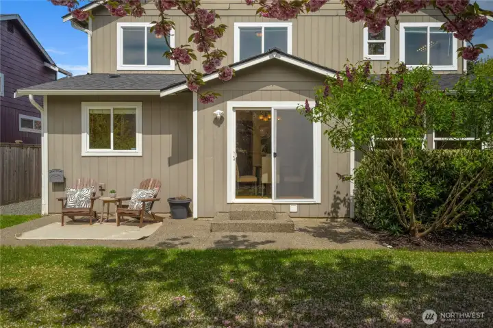 fully-fenced back yard