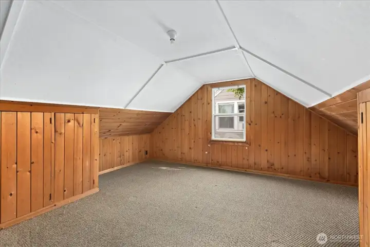 Upstairs bedroom