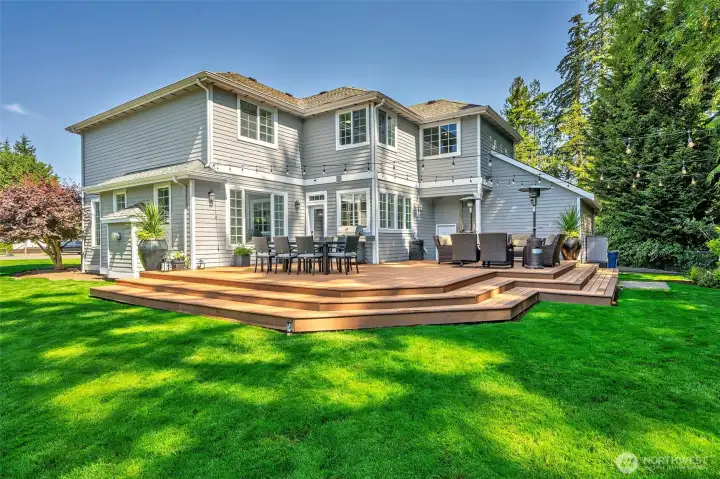 Large entertainment deck is over 700 Sq. Ft., very private and meant for large gatherings or relaxation. Large entertainment deck is over 700 Sq. Ft., very private and meant for large gatherings or relaxation.