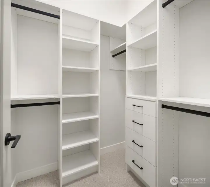 Photos are of model home 112. Finishes and floorplans may vary. Photos are of model home 112. Finishes and floorplans may vary.