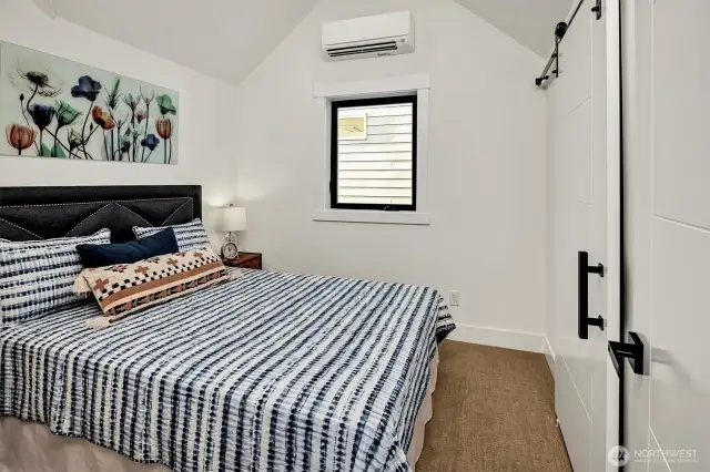 Main House - Bed1