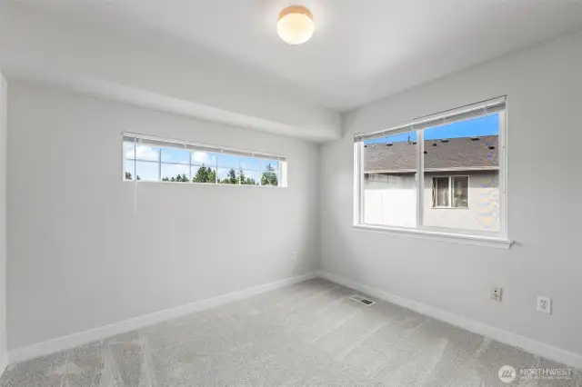 Great size bedroom 4
