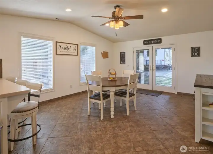 Dining room provides opportunity for lots of seating