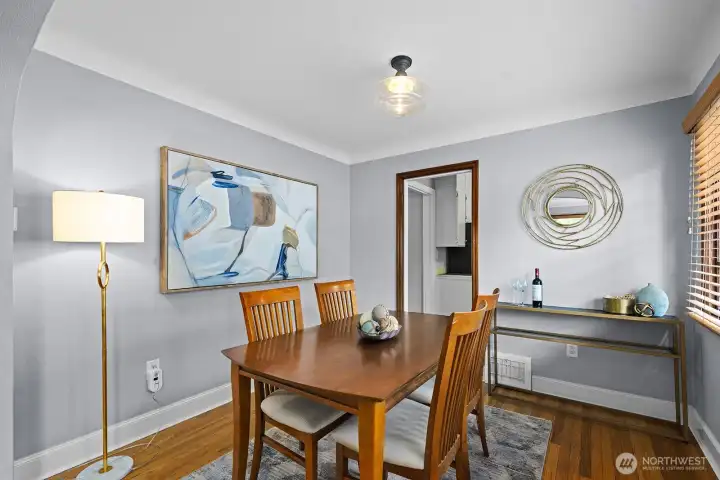 Comfortable seating for six or more if you extend into the living room.
