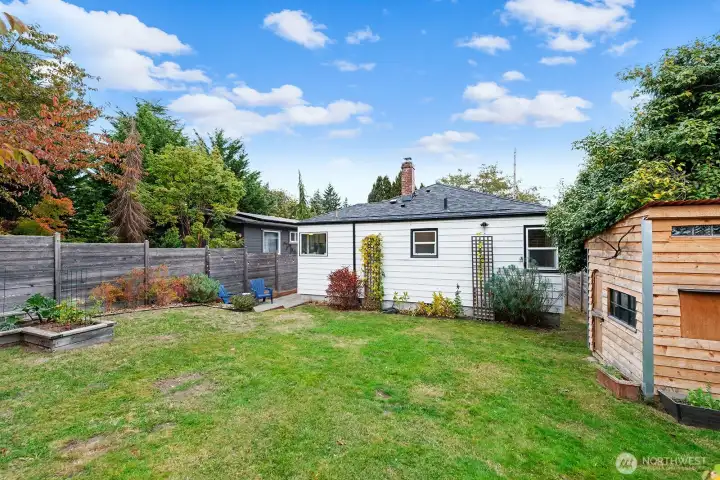The playhouse will remain with the home. It can also serve as a garden shed.
