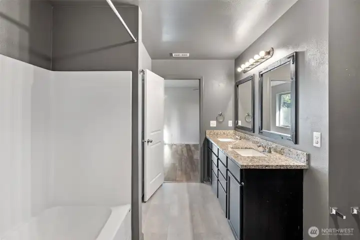 Primary Ensuite Bathroom