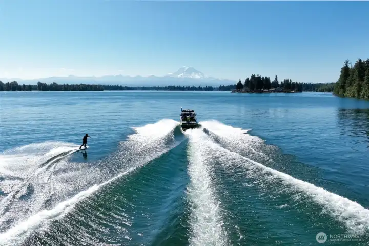 Lake Tapps lifestyle — wakeboarding with Mt. Rainier views