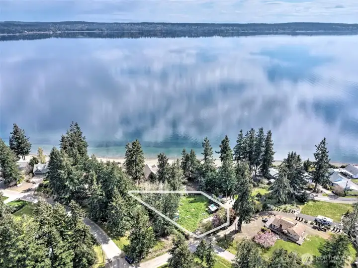 Property lines are approximate. Arial view of the property.