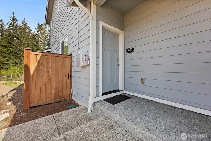 Multi-Gen Suite Entrance