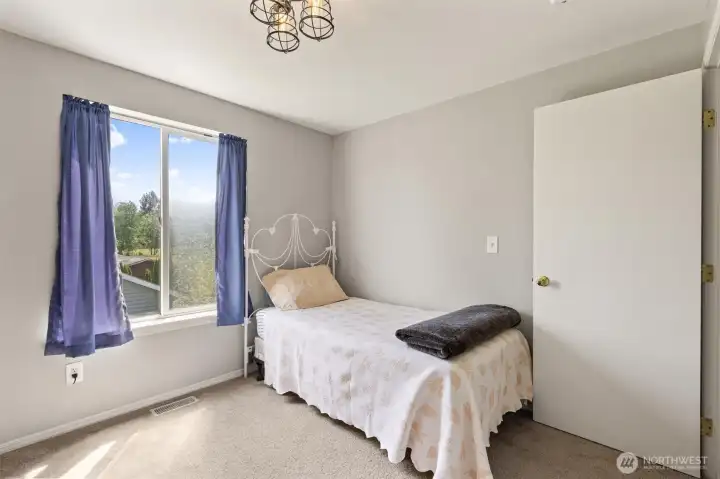Upstairs guest bedroom #2