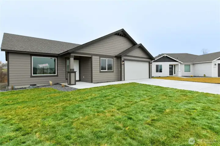 Photo's are similiar to previous home built
