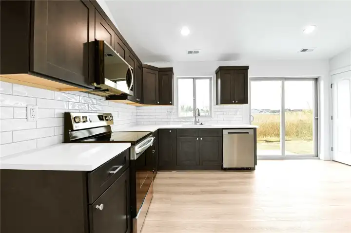 Photo's are similiar to previous home built