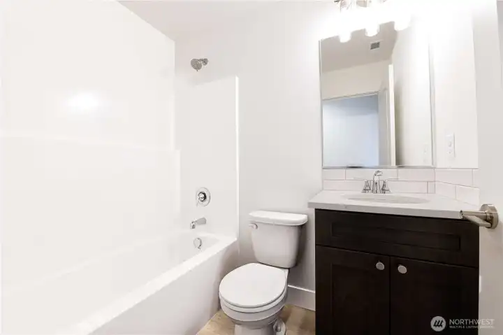 Photo's are similiar to previous home built
