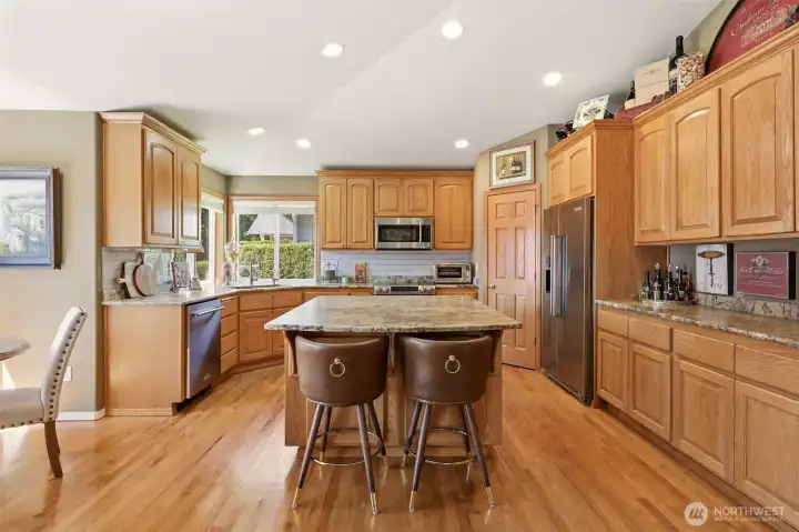 So much storage and counter space for the family chef