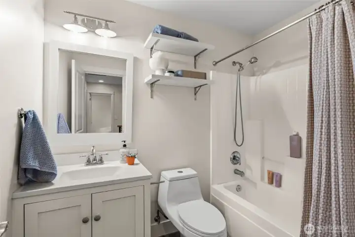 Upstairs guest Bath