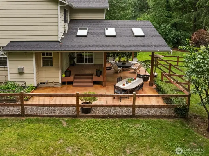this home has it all!