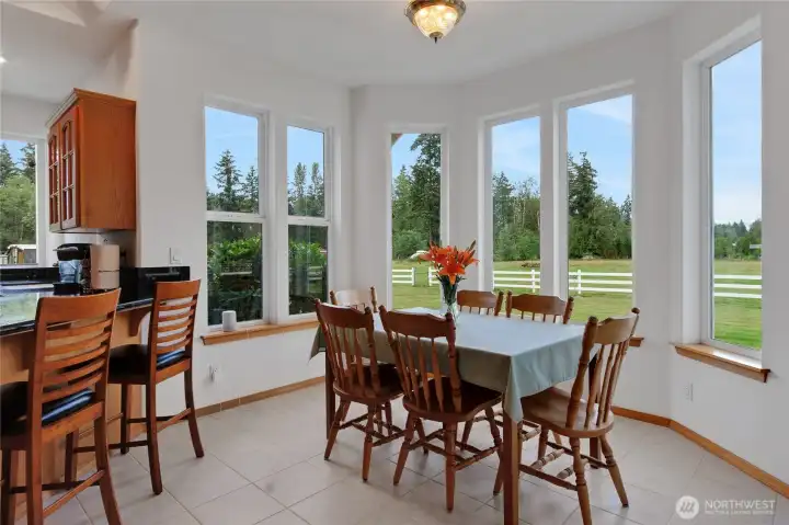Kitchen eating space