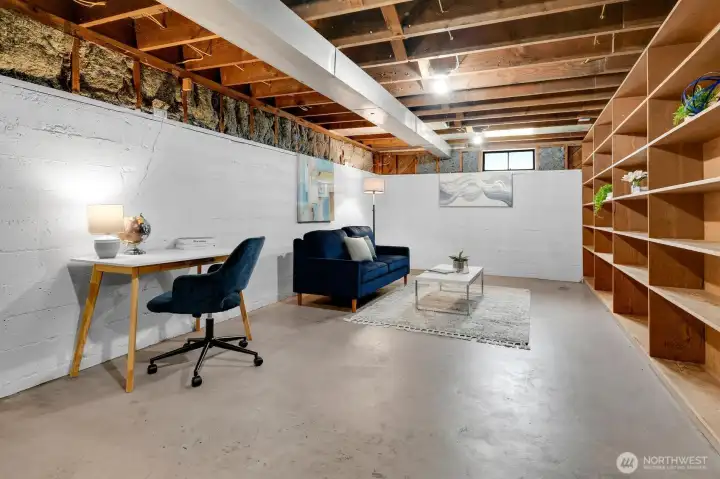 Flexible space with plenty of shelving to enjoy your favorite activities! Flexible space with plenty of shelving to enjoy your favorite activities!